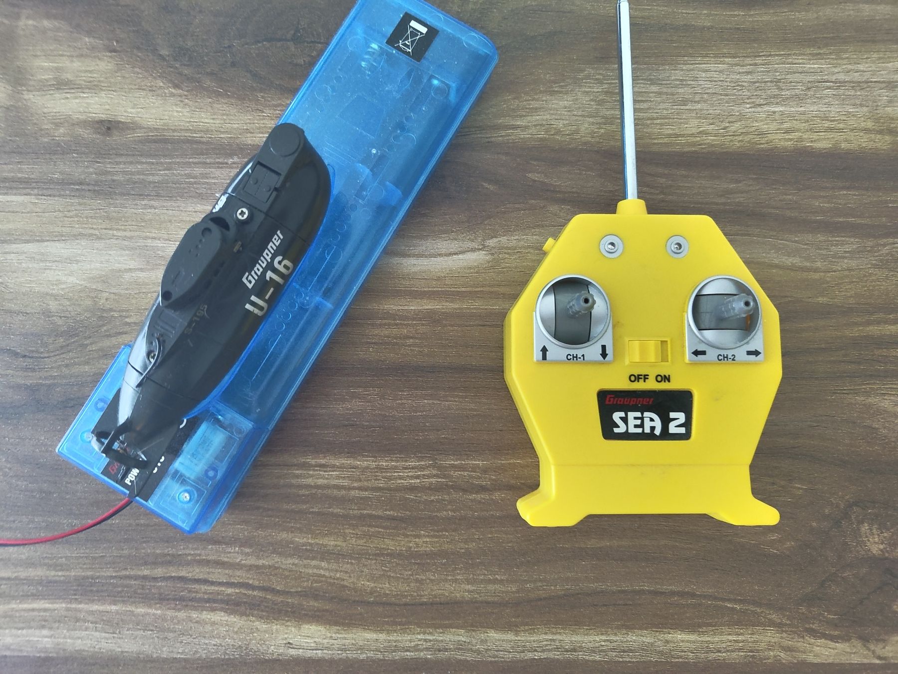 Graupner RC Modellbau: Graupner Spielzeug U-Boot – Gebraucht aus Adligenswil von sto_56jw