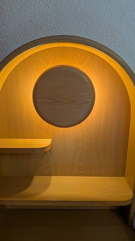 Betten: Doppelbett mit beleuchtetem Bettgestell – Gebraucht aus Frauenfeld von jana_em 3