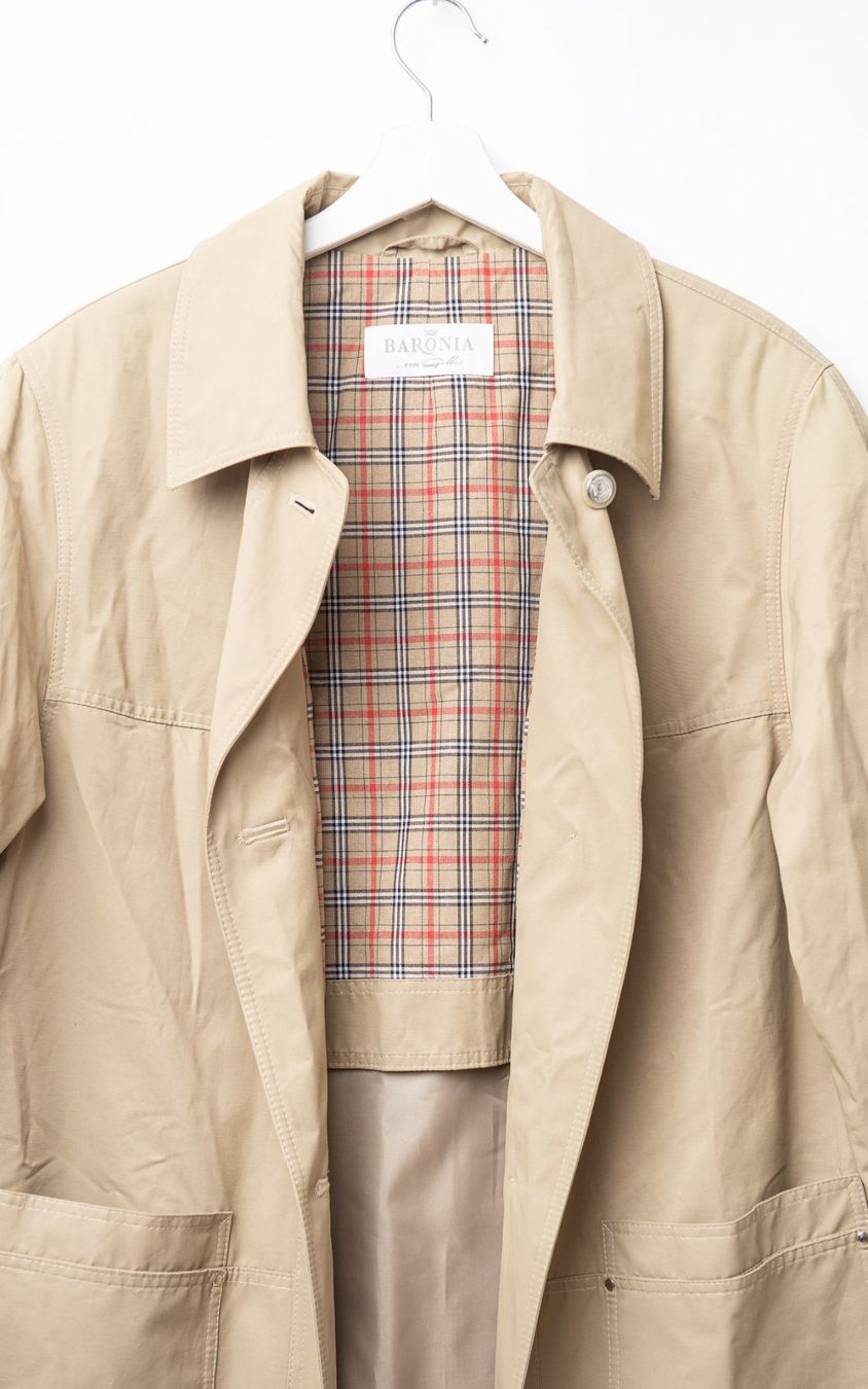 Cappotti: Baronia Trenchcoat - Gr. M – Usato da Illnau venduto da Monkky 1