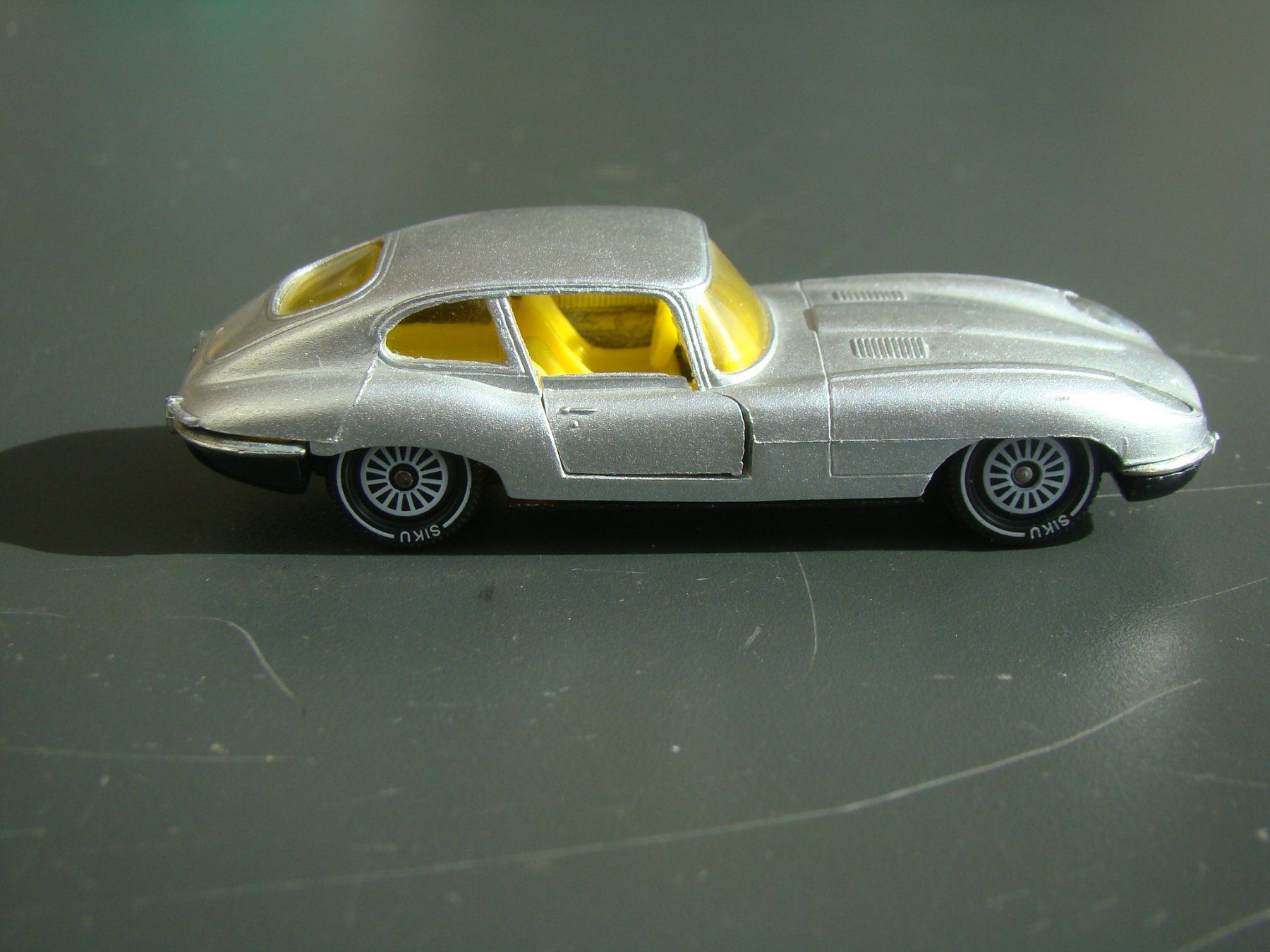 Corgi Toys Modellini d'auto: Siku V294  Jaguar E-Type silber  wunderschön alt – Usato da Walzenhausen venduto da Vanquish711 2