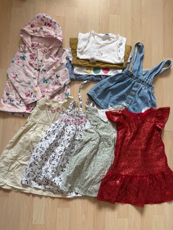 10-teilige Kleiderpaket für Mädchen Sommer +1 Jacke Gr.92-98