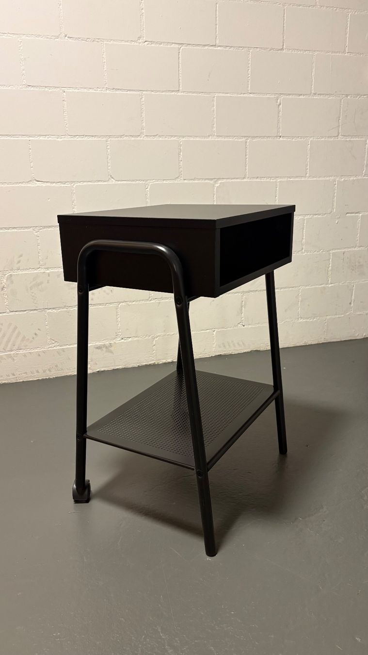 Ikea Comodini: IKEA Nachttisch Setskog – Usato da Dübendorf venduto da tam_98bm 1