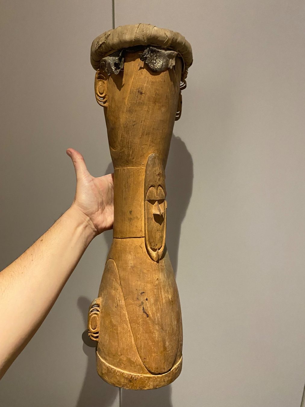 Strumenti musicali: Superbe tambour océanien – Usato da Grand-Lancy venduto da sellart