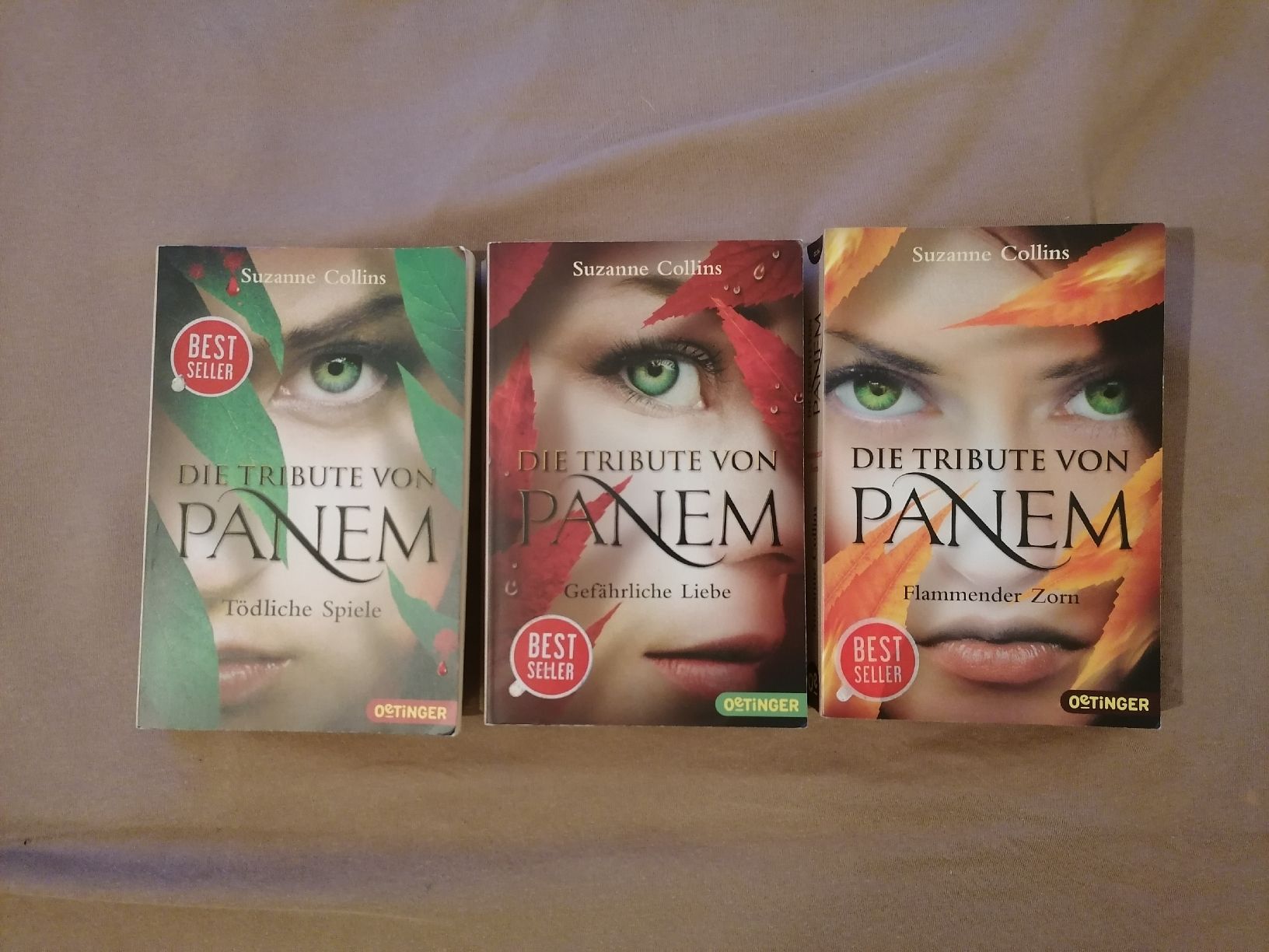 Libri: Die Tribute von Panem Trilogie Suzanne Collins 3 Bücher – Usato da Luzern venduto da chr_ny72