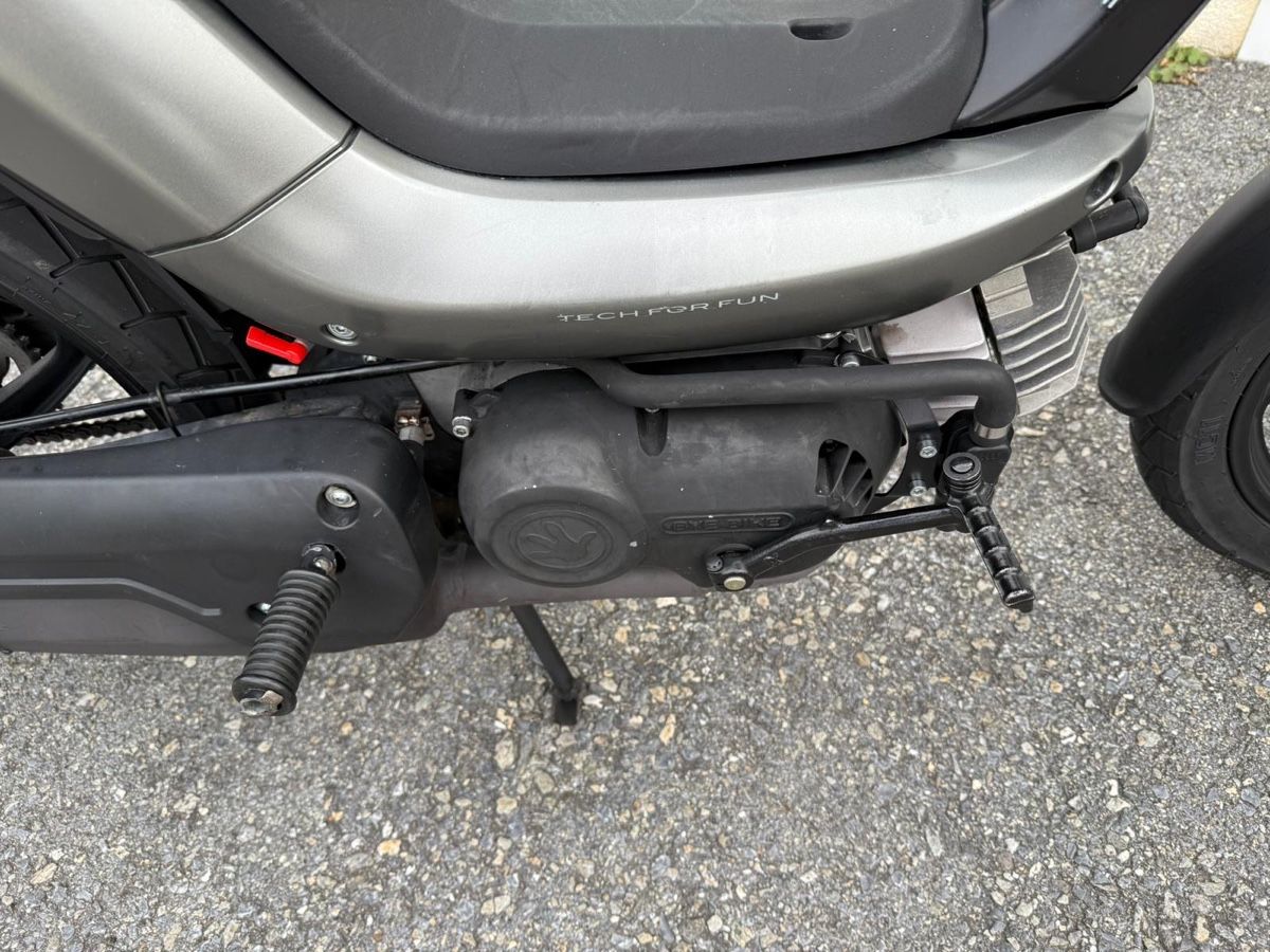 Ciclomotori: Bye Bike One Mofa – Usato da Guttet-Feschel venduto da orangeHeftklammer 3