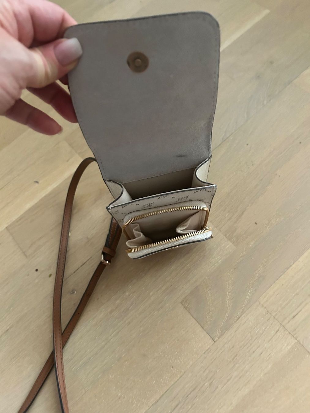 Joop Borse da donna: Joop Handytasche wie neu – Nuovo (secondo la descrizione) da Thun venduto da Anni1977 1