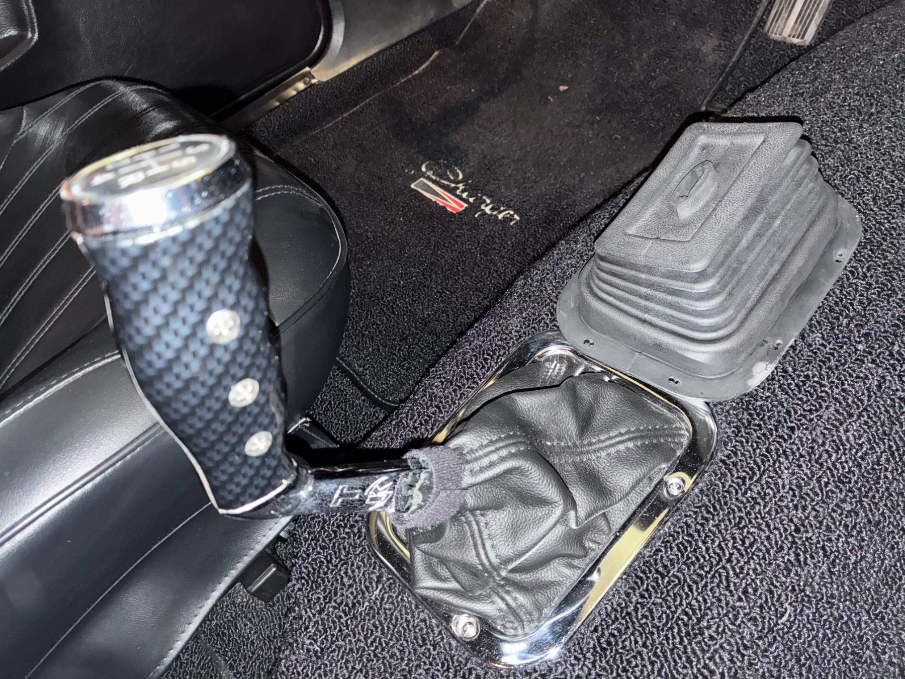 Dodge Tutti pezzi di ricambio auto: Neu Schaltbalg Gummibalg Schalthebel Oldtimer(MOPAR/Tremec) – Nuovo (secondo la descrizione) da Gipf-Oberfrick venduto da Dodge520 1
