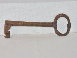 ♨️FÜR Fr. 9.00 - ANTIKER SCHLÜSSEL UM1750 HANDGESCHMIEDET