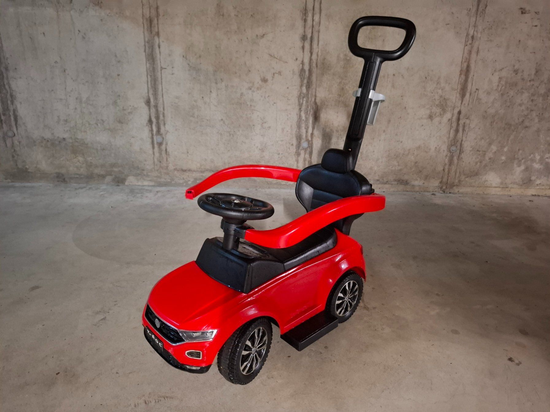 Véhicules pour enfants: Bobby-Car VW T-Roc – D'occasion à Thayngen par crissou 5