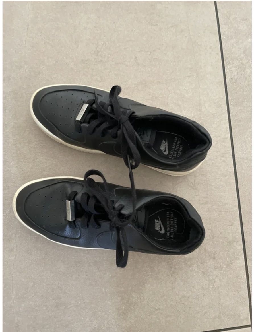 Nike Damenschuhe: Basket Nike – Gebraucht aus Sion von bru_xj6r 1