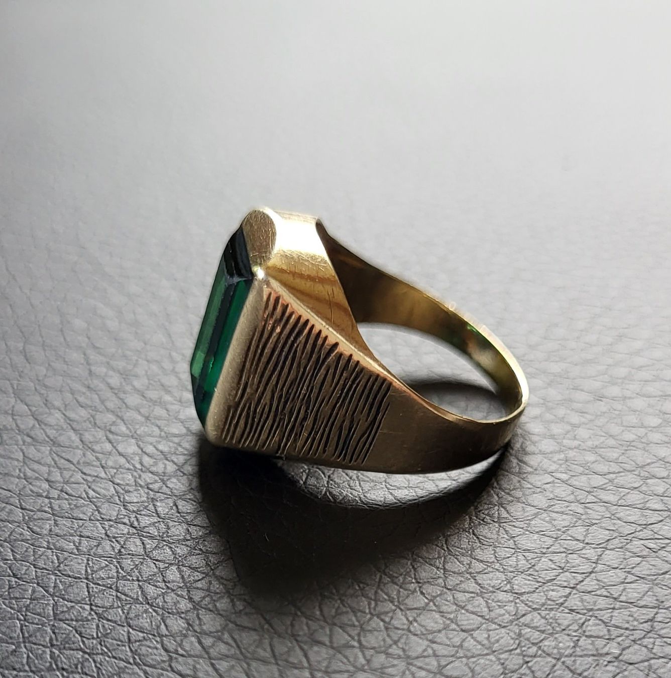 Ringe: Gold Ring Mit Stein – Gebraucht aus Wald ZH von Dasilver 1