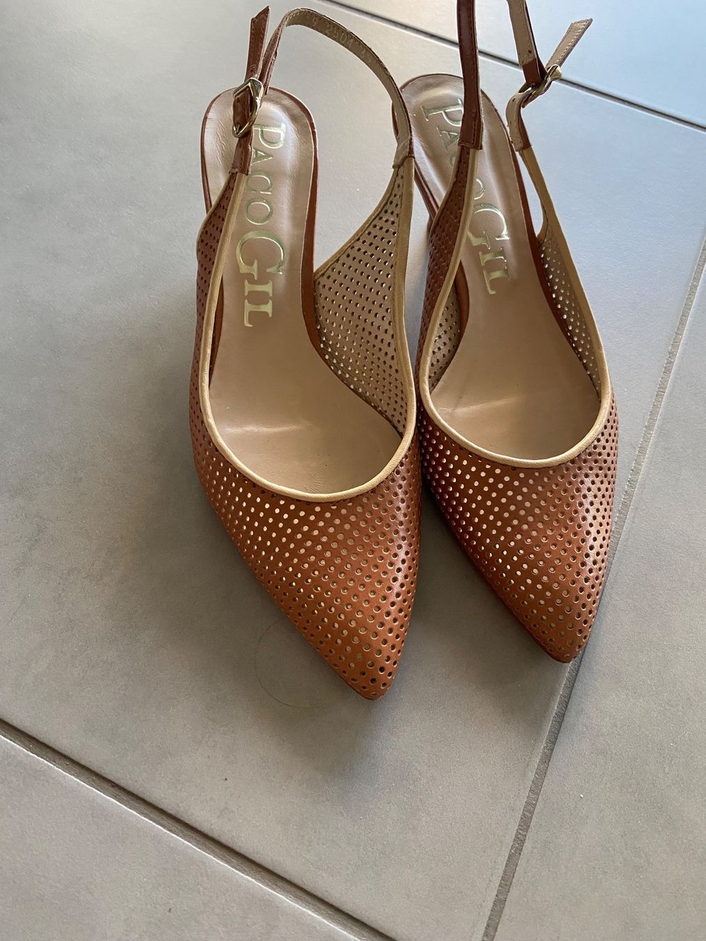 Scarpe da donna: Slingback in Natur-Braunem Leder – Usato da Holderbank SO venduto da SUS-2021