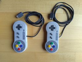 2x SNES Controller - Super Nintendo Entertainment System