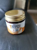 One minute Facelift Tag und Nachtcreme 