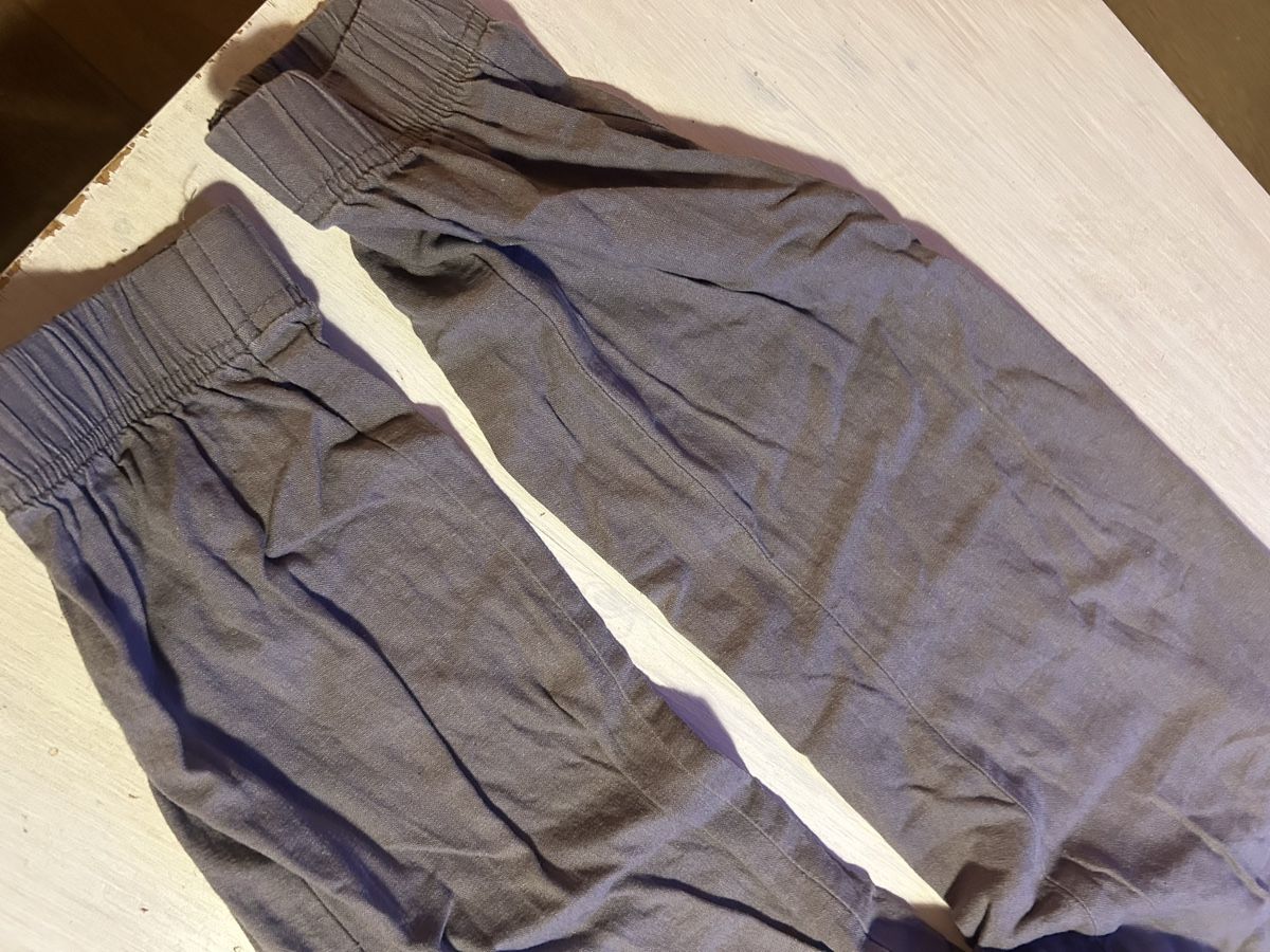 Pantaloni: Leinenhosen Grau Gr.M – Usato da Riedholz venduto da karinadam 1