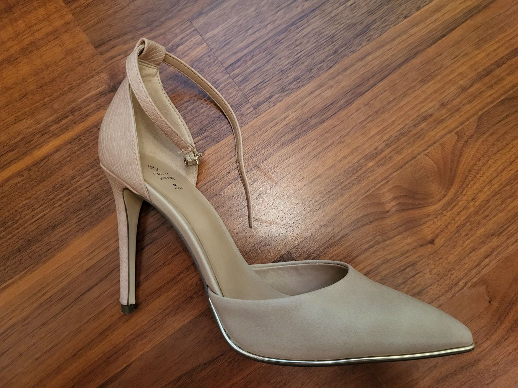 Scarpe da donna: High Heel /Pumps Call it spring – Usato da Wittenbach venduto da pambob 2