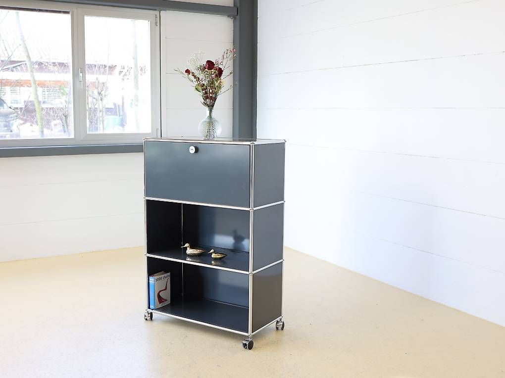 USM Scaffali: USM Haller Highboard in Anthrazitgrau 1x3 – Usato da Meinisberg venduto da atelier_TILIJA