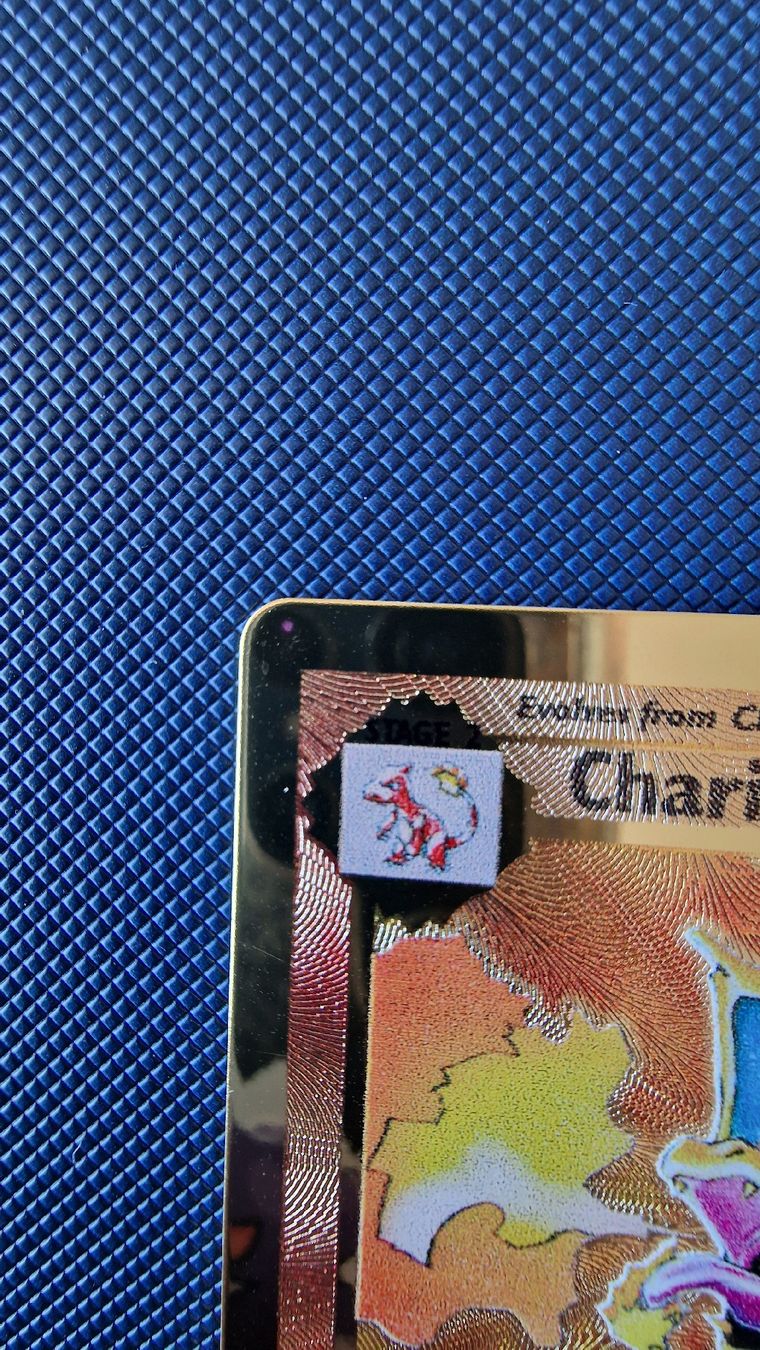 Pokémon Sammelbilder & Trading cards: Charizard [Ultra Premium Collection] #4 – Pokémon Celebratio – Neu (gemäss Beschreibung) aus Veytaux von PocketMonster 1