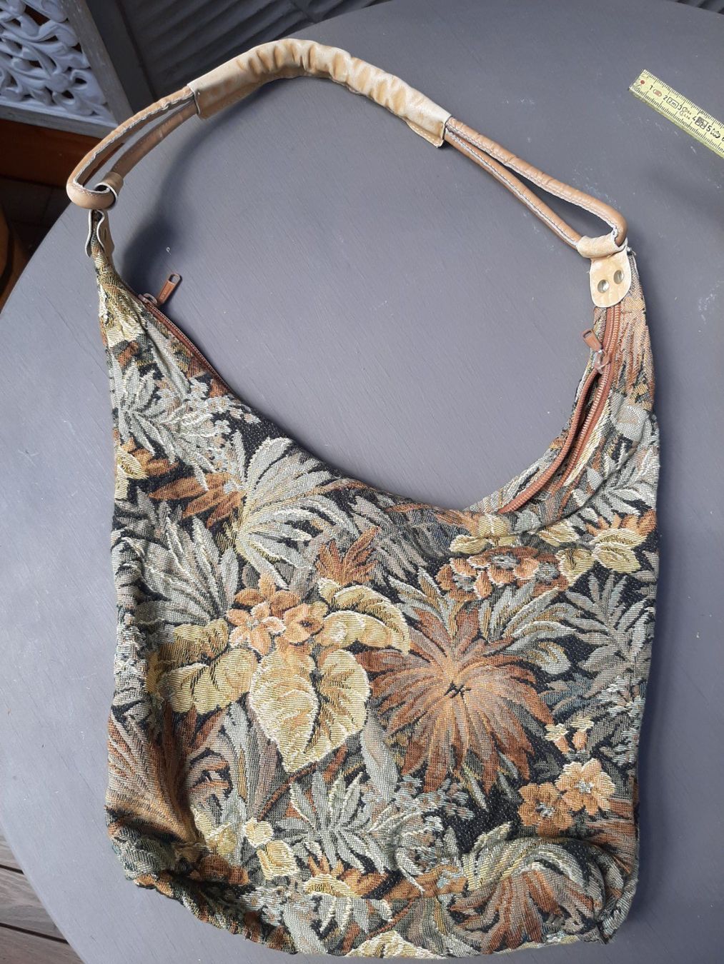 Sacs femmes: wunderschöne Tasche in Gobelin Stil – D'occasion à Bern par Preloved.Nile.4.Sale 4