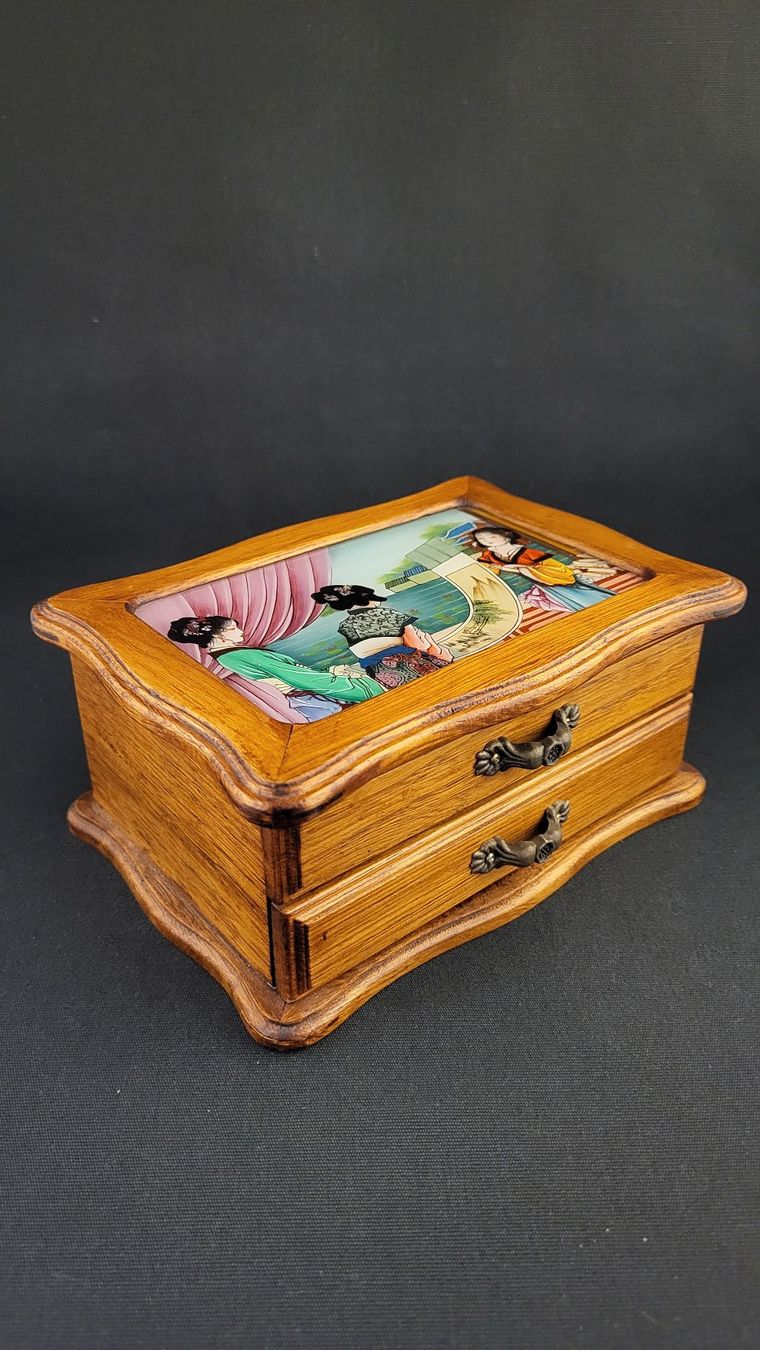 Dosen: Schmuck-Schatulle mit asiatischem Motiv – Gebraucht aus Basel von spinne02 4
