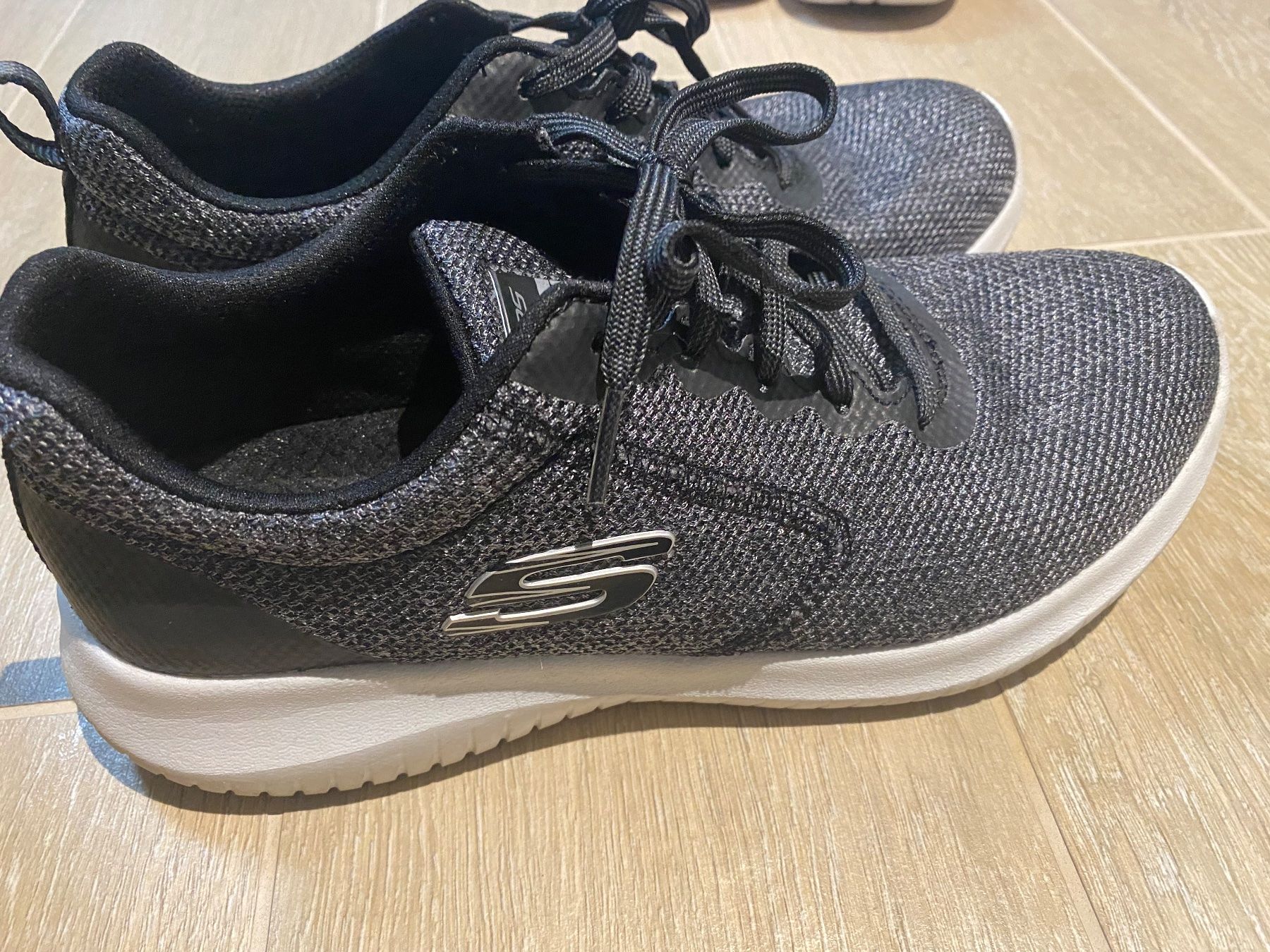 Skechers Scarpe da uomo: Skechers Sneaker – Usato da Laupersdorf venduto da eliza23