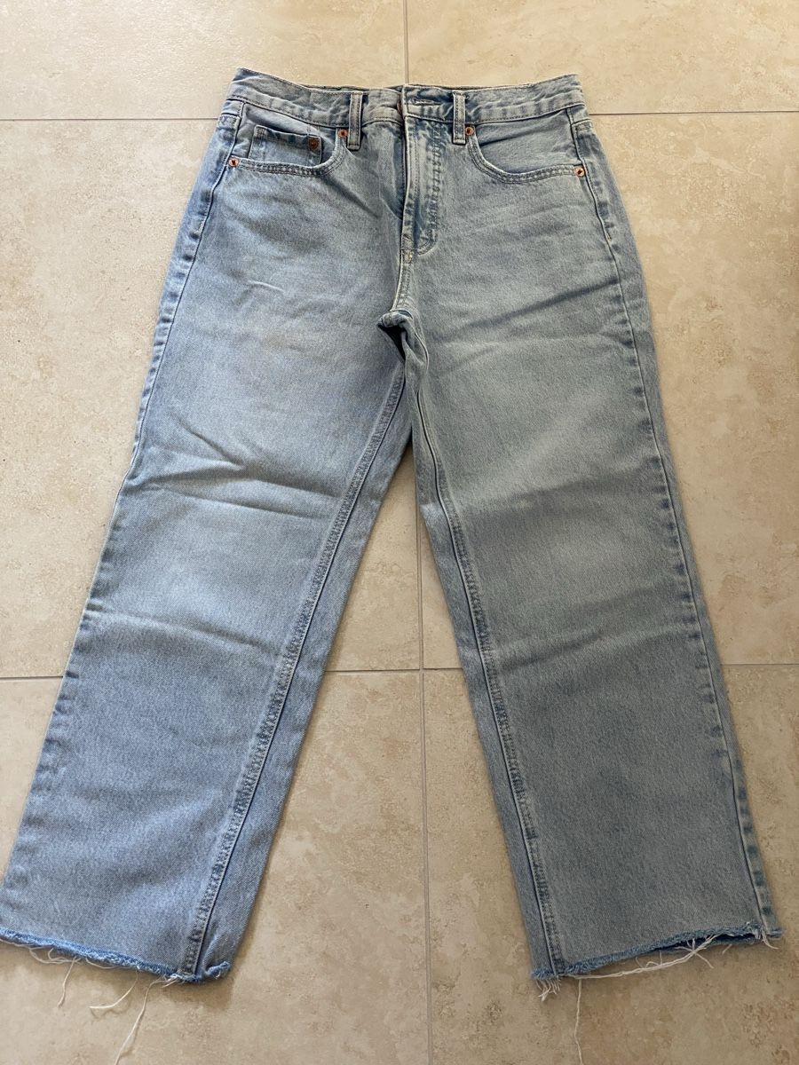 Stradivarius Jeans: Jeans Stradivarius taille 38 bleu clair – Nuovo (secondo la descrizione) da Aigle venduto da Celina28 1