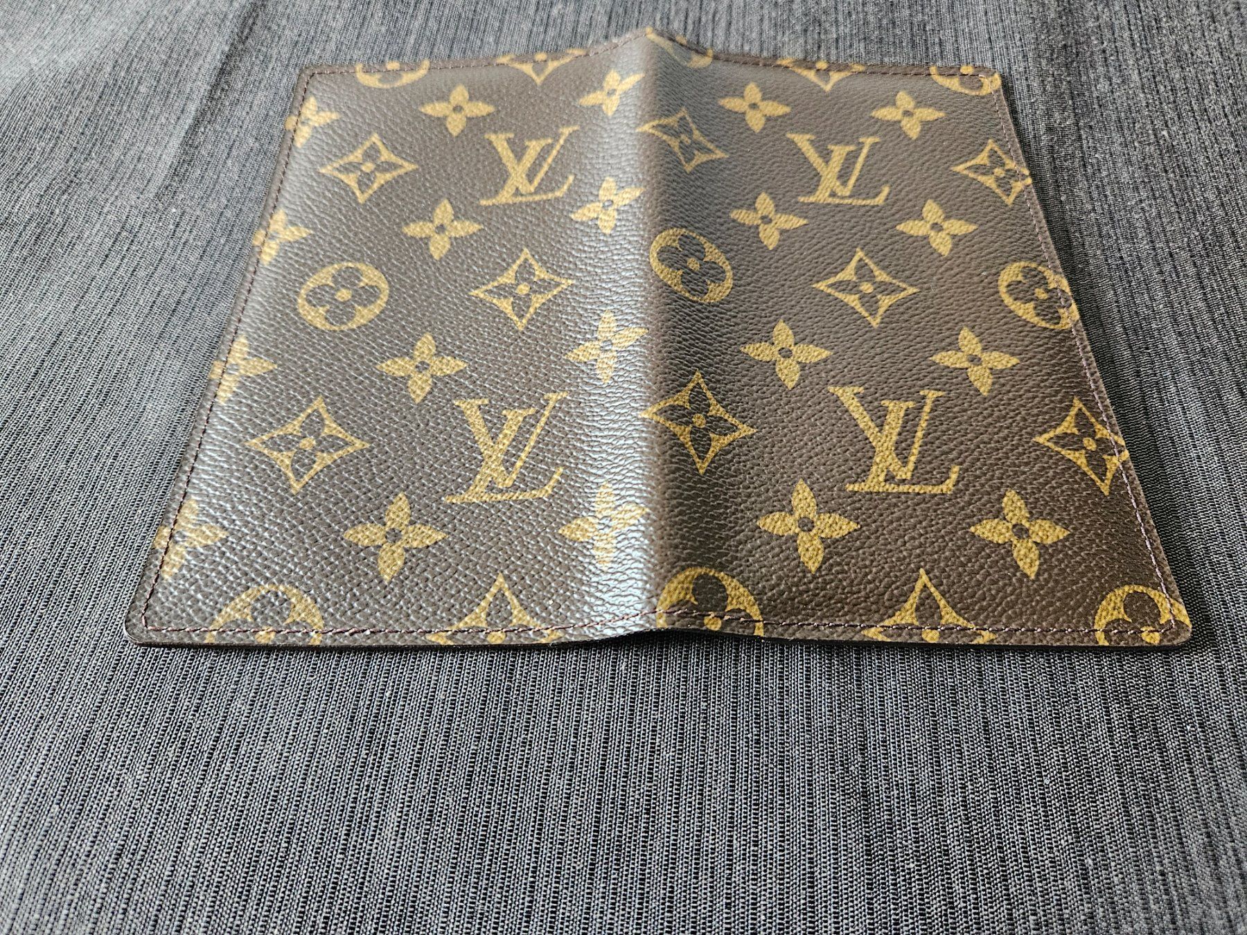 Louis Vuitton Altro in  Abbigliamento & Accessori: Louis Vuitton Monogramm Kartenetui – Usato da Oberrieden venduto da Sun-and-Sand 6