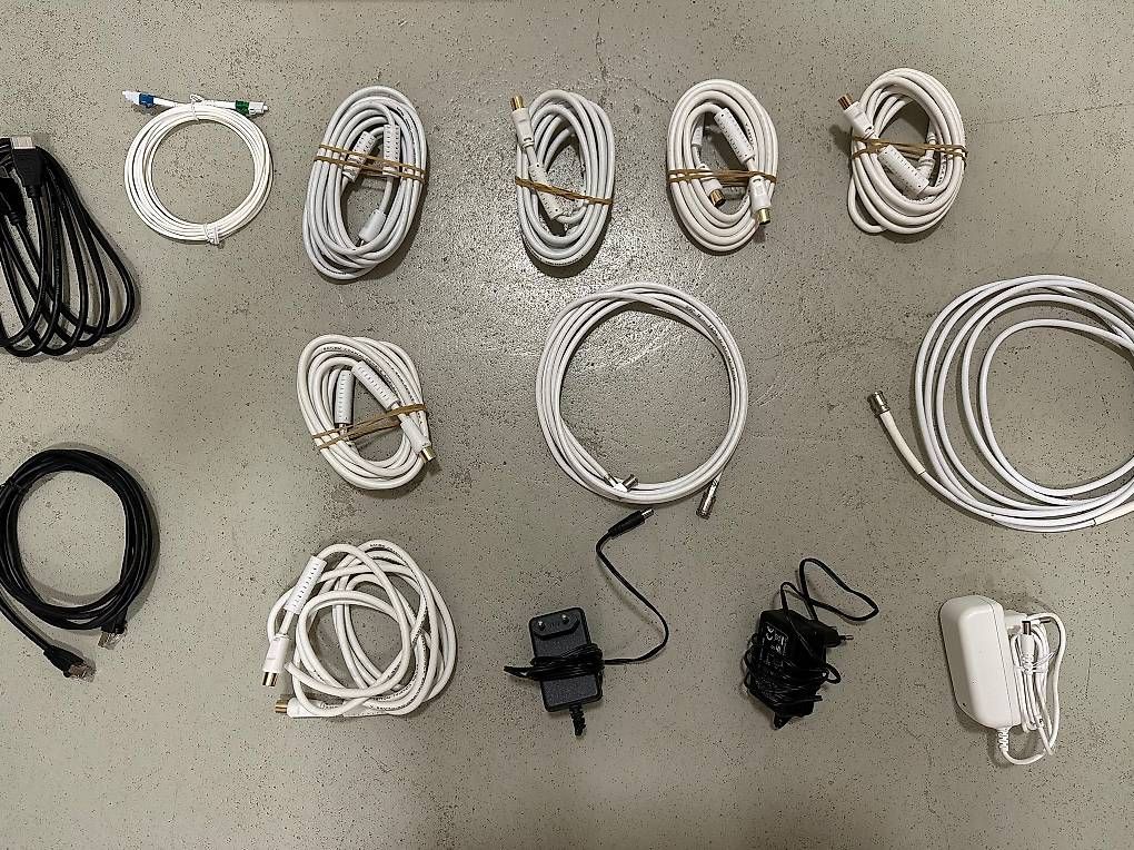 Cavi: Daten und TV Kabel.... – Usato da Esslingen venduto da I.R.2017 2