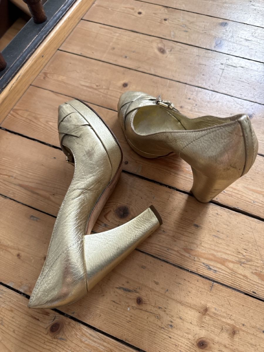 Dolce & Gabbana Scarpe da donna: D&G Goldene Pumps, Gr. 37 – Usato da Basel venduto da dar_m6pq 3