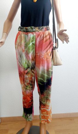 Pantalon leger d'été fleuri et coloré taille 36 Guess