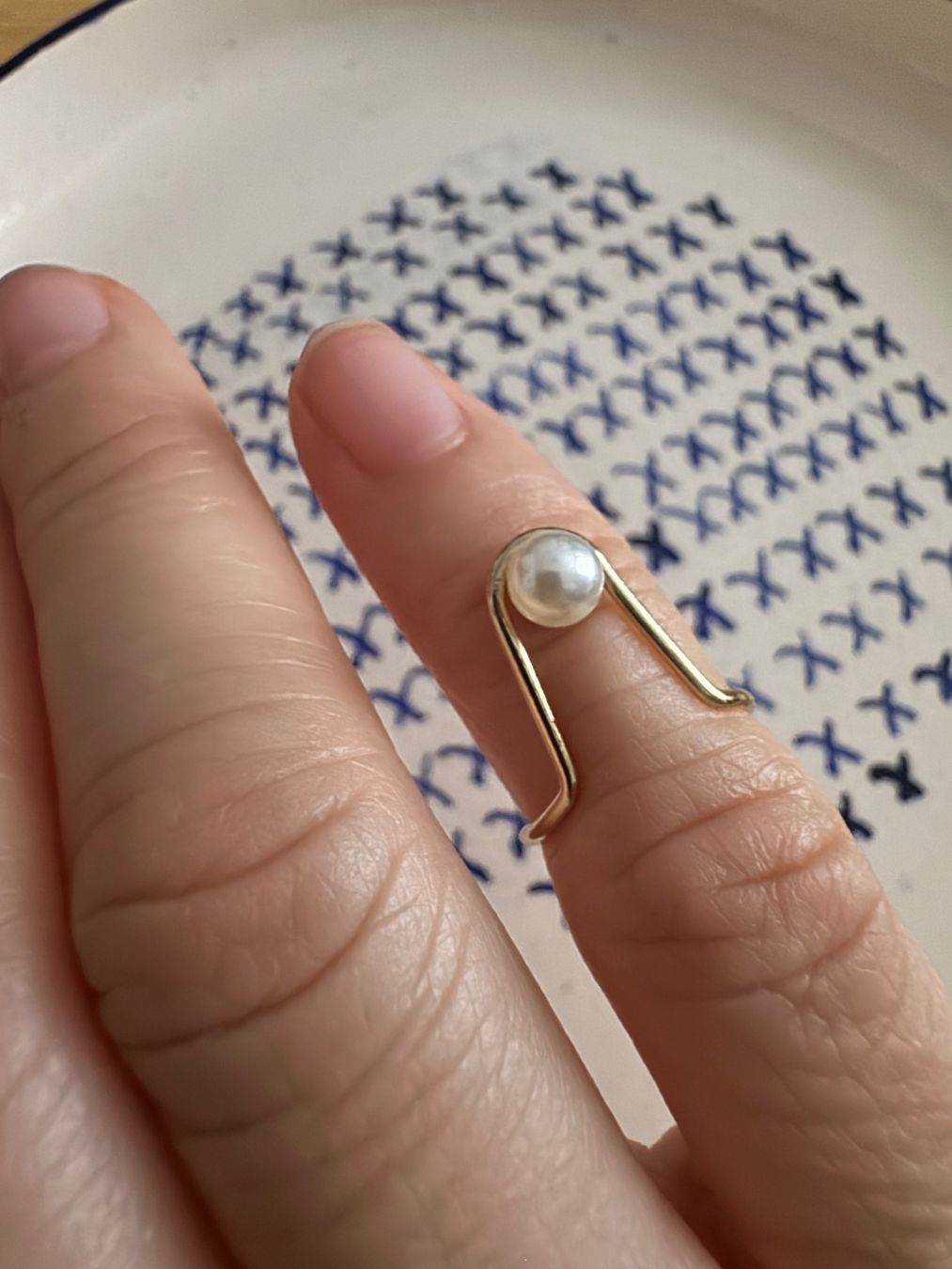 Bagues: Adjustable pinky ring with pearl bead – Neuf (Voir description) à Zürich par kri_zhv2