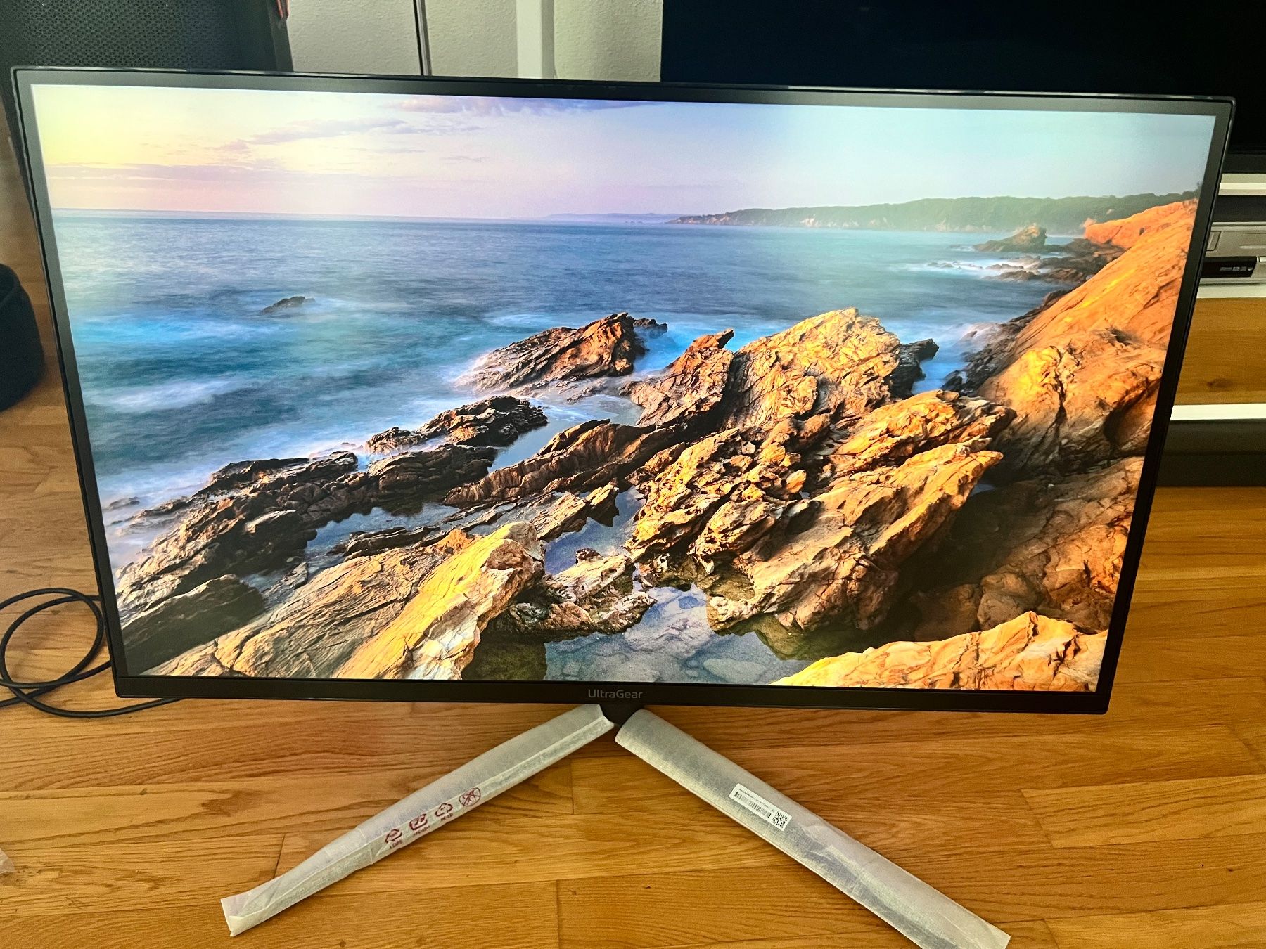 LG Ecrans: LG UltraGear 32GQ950-B – D'occasion à Pfäffikon ZH par SammlerTony