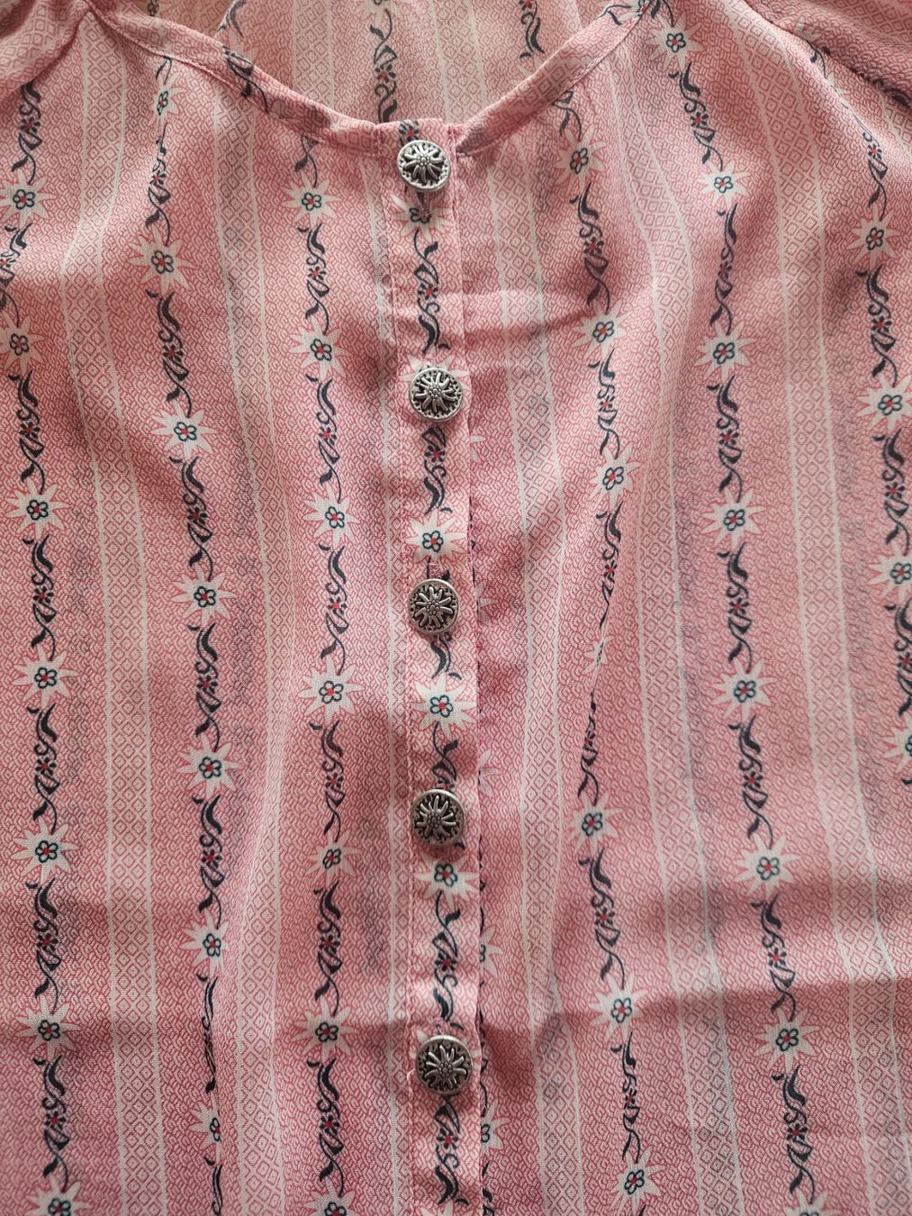 Camicette: Edelweiss Bluse 3/4 Ärmel – Usato da Oberhelfenschwil venduto da tup12 2