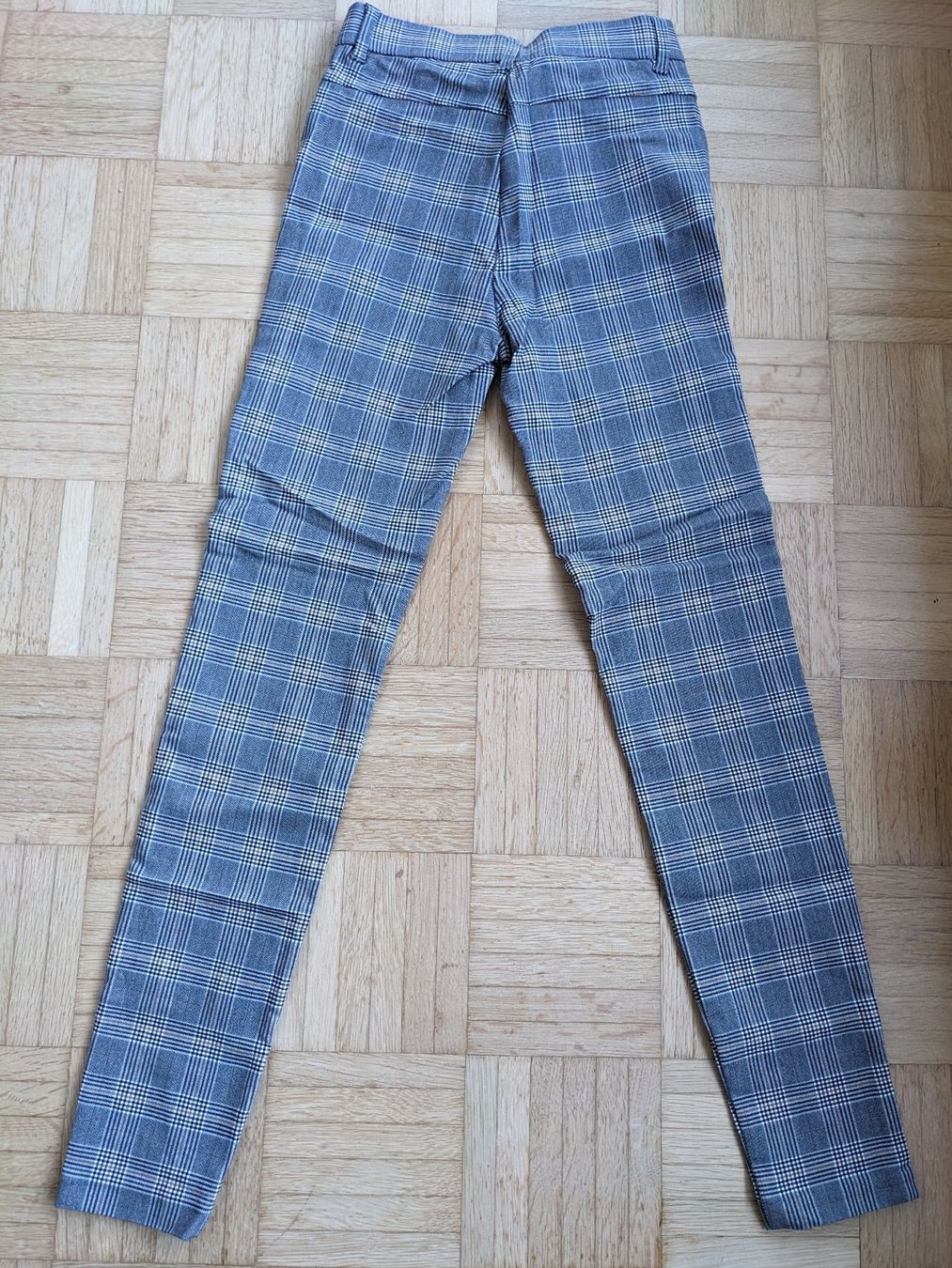 Zara Pantaloni: ZARA Stoffhose XS stretch – Usato da Lengnau AG venduto da Nathi88 3