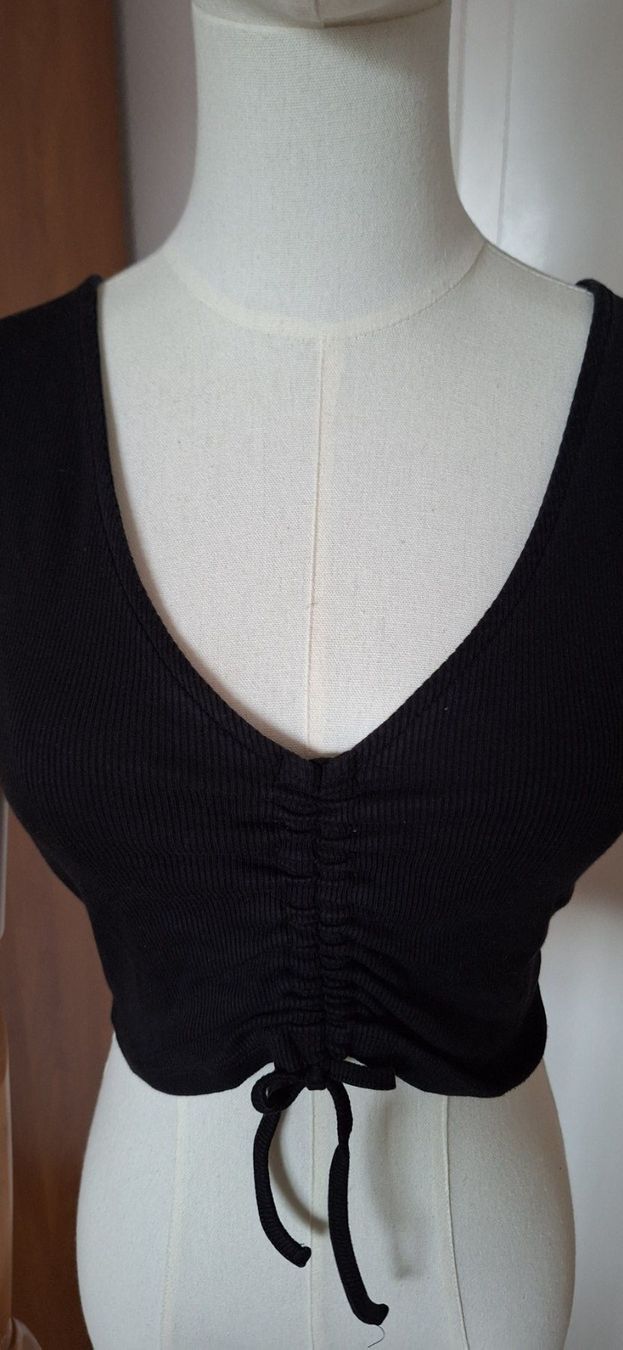 Zara Top: Zara, croc top – Nuovo (secondo la descrizione) da Lussery-Villars venduto da pousinete02 1