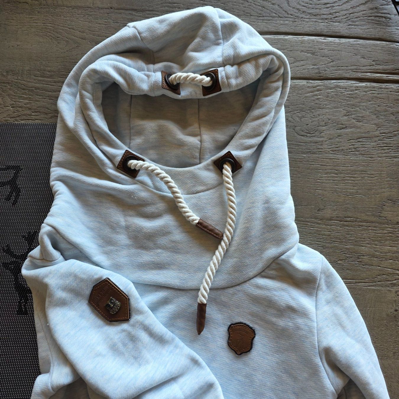Naketano Pullover & Sweatshirts: 🐸 NAKETANO XS HOODIE / KAPUZENPULLOVER / PULLOVER HELLBLAU – Gebraucht aus Môtier (Vully) von Frogs 8