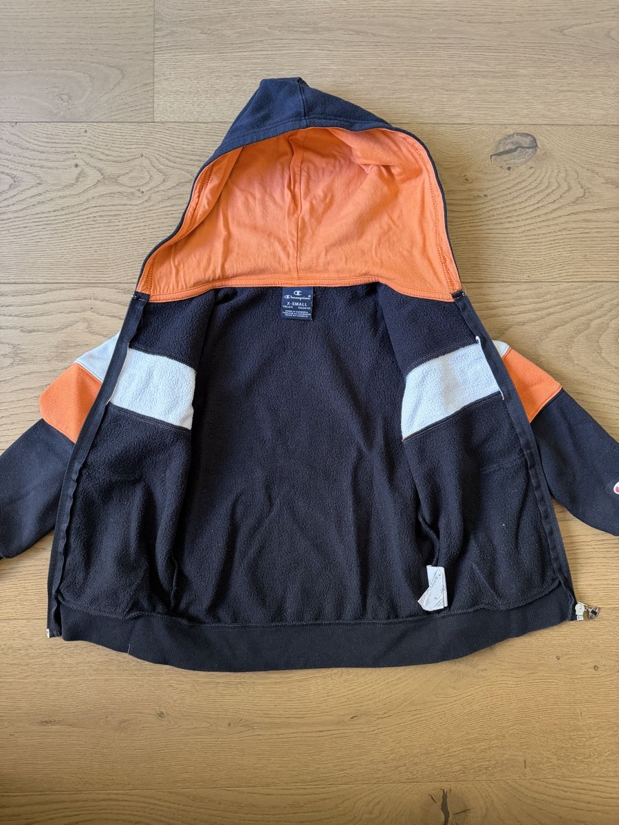 Champion Pullover & Sweatshirts: Kapuzenpullover – Gebraucht aus Basel von Frani010 3