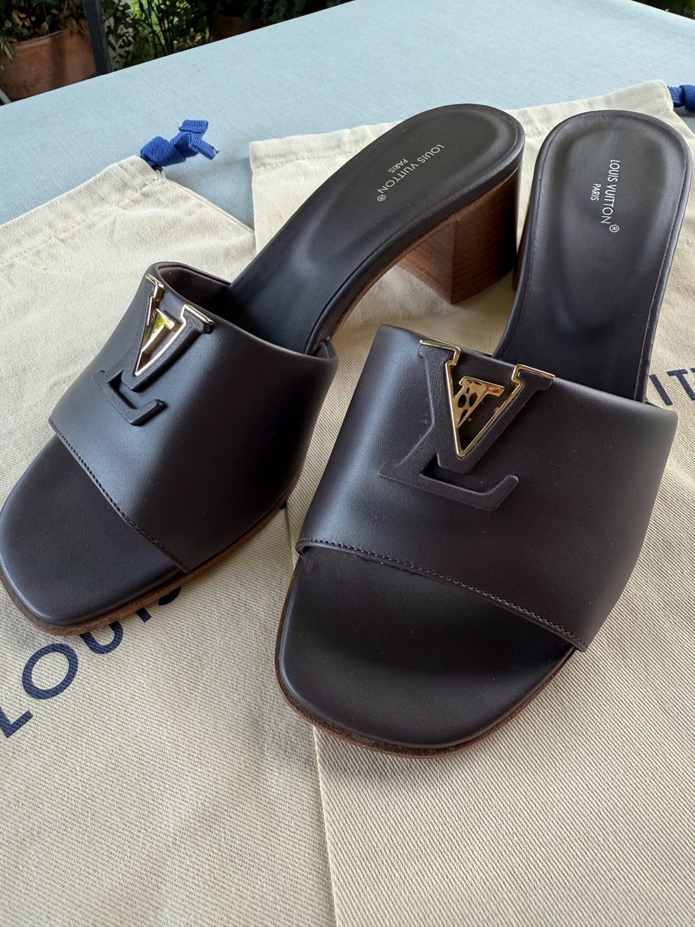 Louis Vuitton Scarpe da donna: Louis Vuitton Sandale - Gr 38 – Usato da Horgen venduto da anubis103