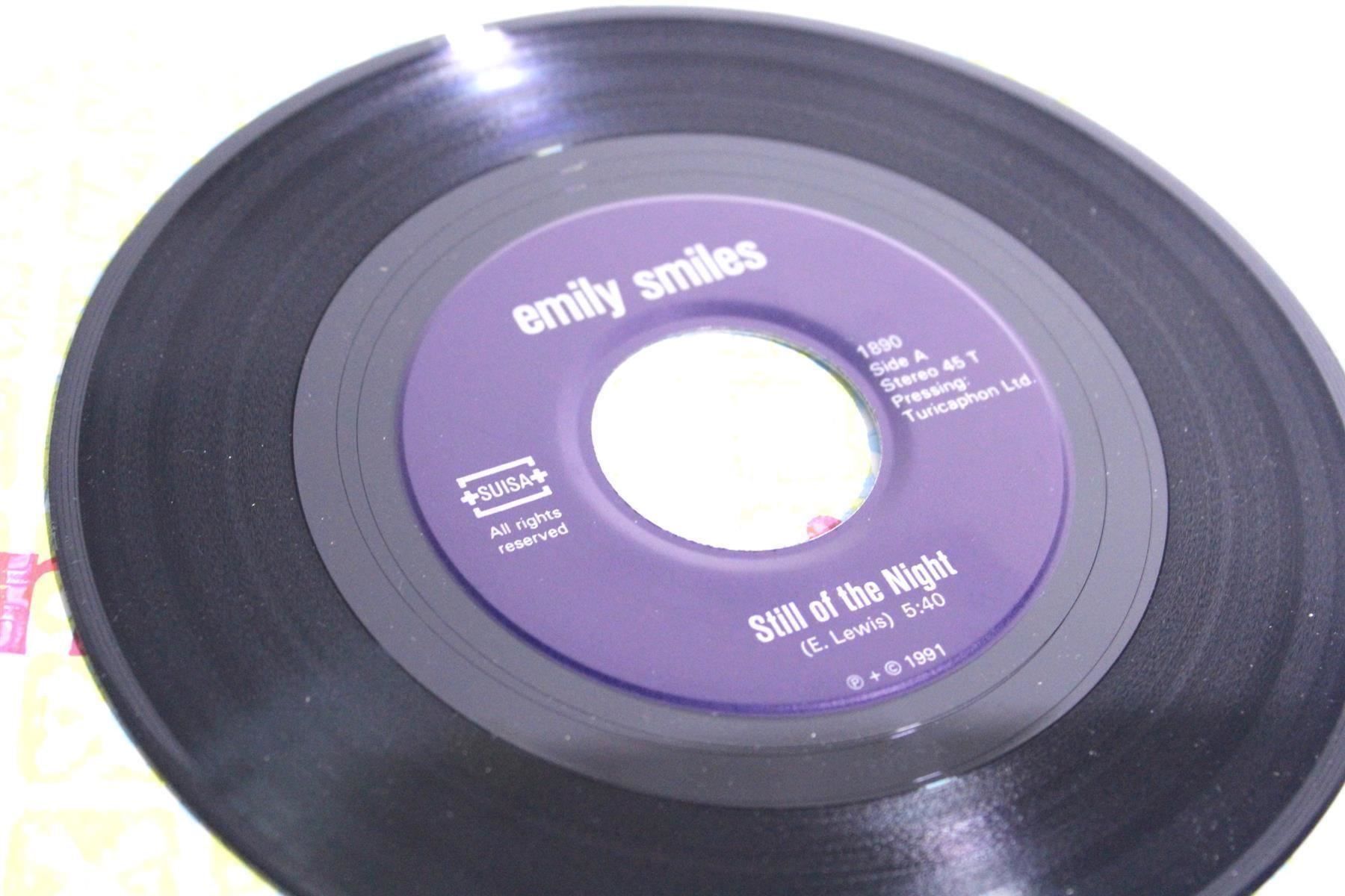 Schallplatten: EMILY SMILES: There Are Ten Thousand... – Gebraucht aus Bern von kultiges 4