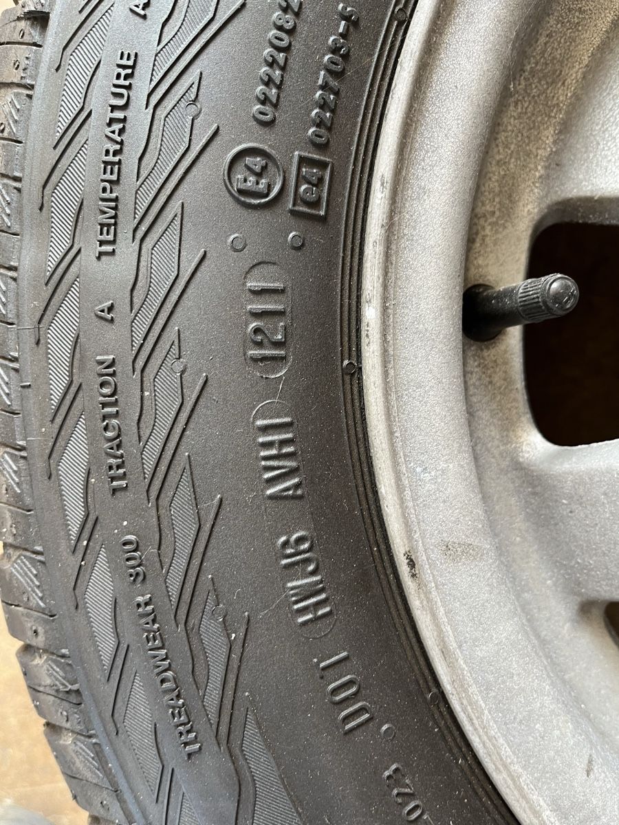 Porsche Pneumatici & Ruote complete: Porsche 924 Kompletträder – Usato da Ermatingen venduto da Scavini-s 3