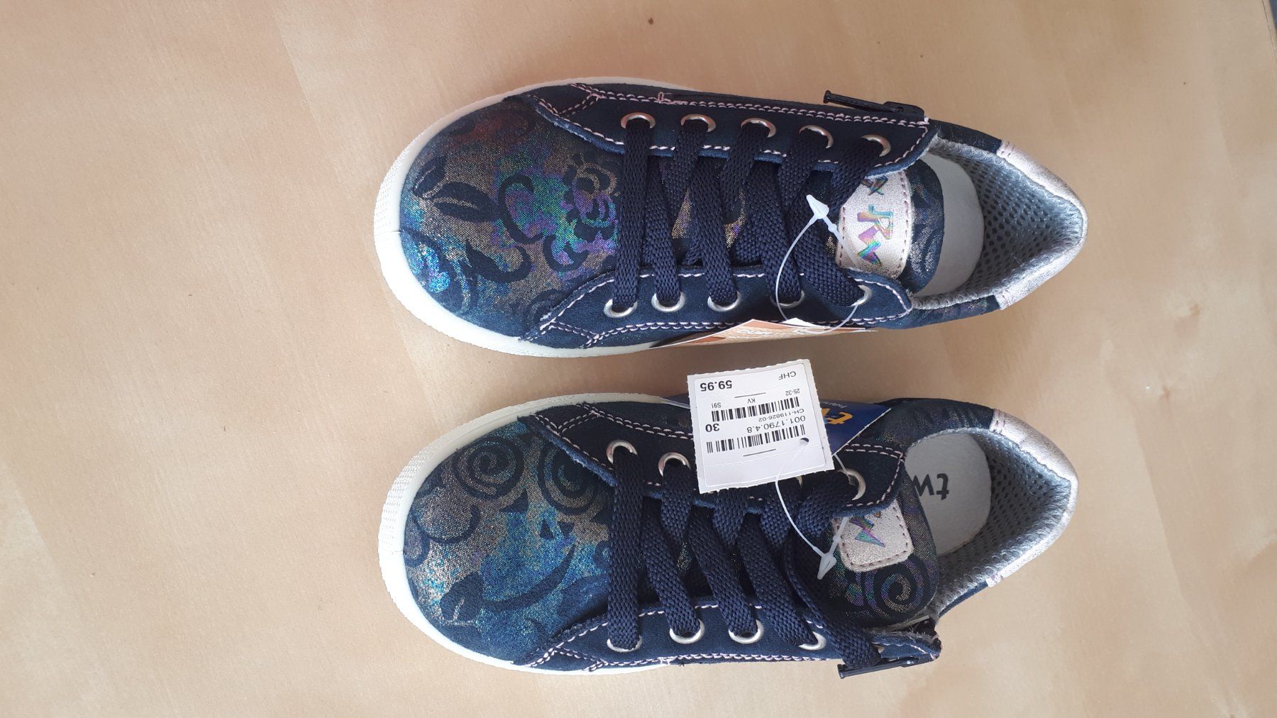 Scarpe per ragazze: Halbschuhe Gr 30 Twisty neu – Nuovo (secondo la descrizione) da Steg im Tösstal venduto da martinkreisl 6
