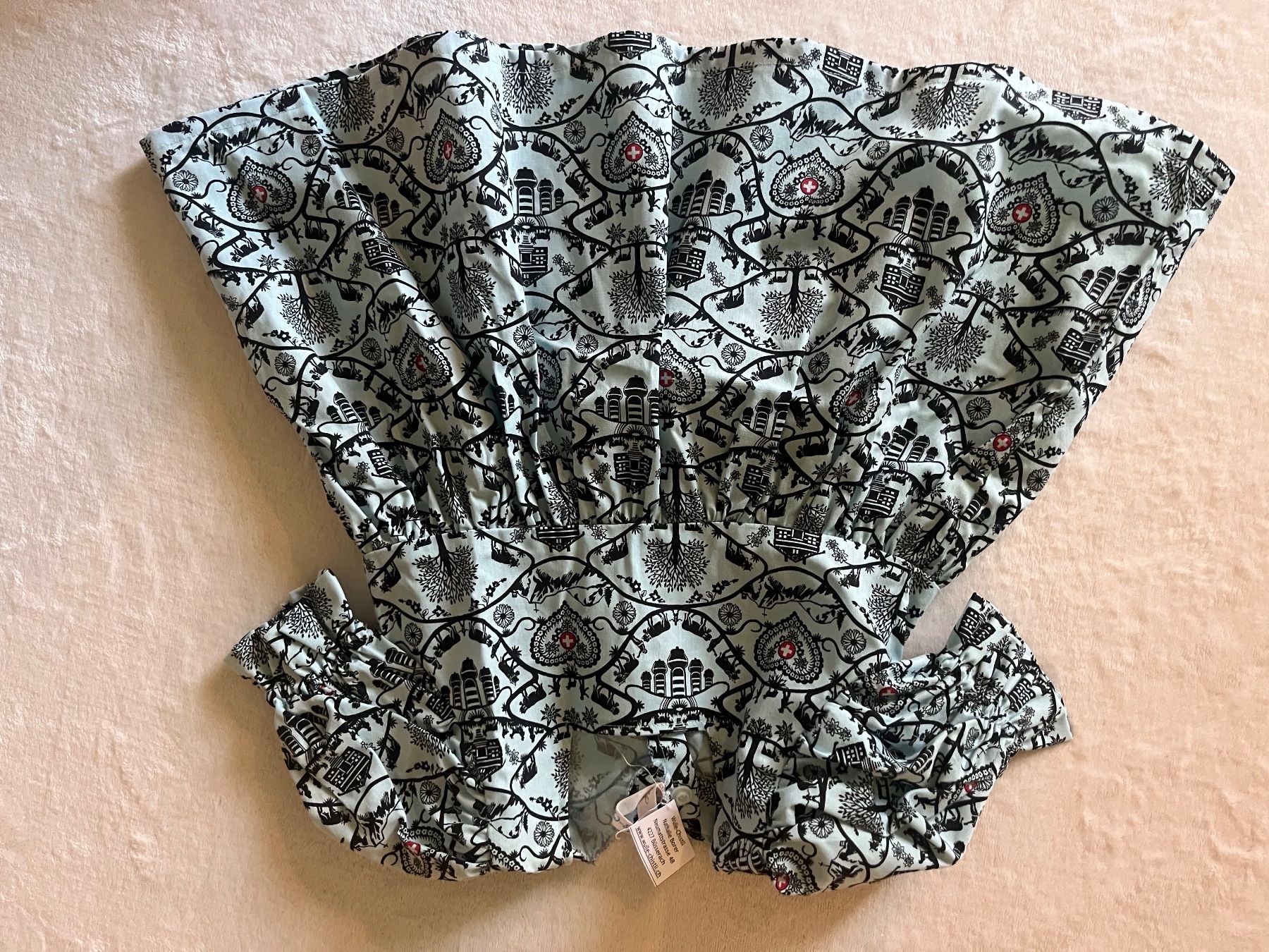 Vestiti & Gonne: 1 Kinderkleid selbst genäht – Nuovo e nell'imballaggio originale da Büsserach venduto da bor_s88m