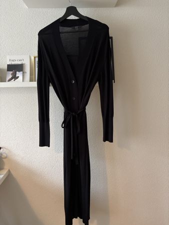 Hochwertiges Feinstrickkleid