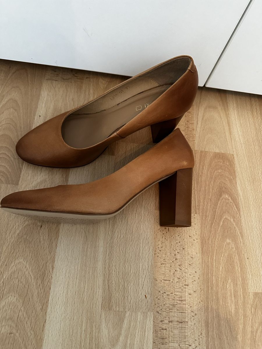 Scarpe da donna: Schuhe – Usato da Laufen venduto da Vatti