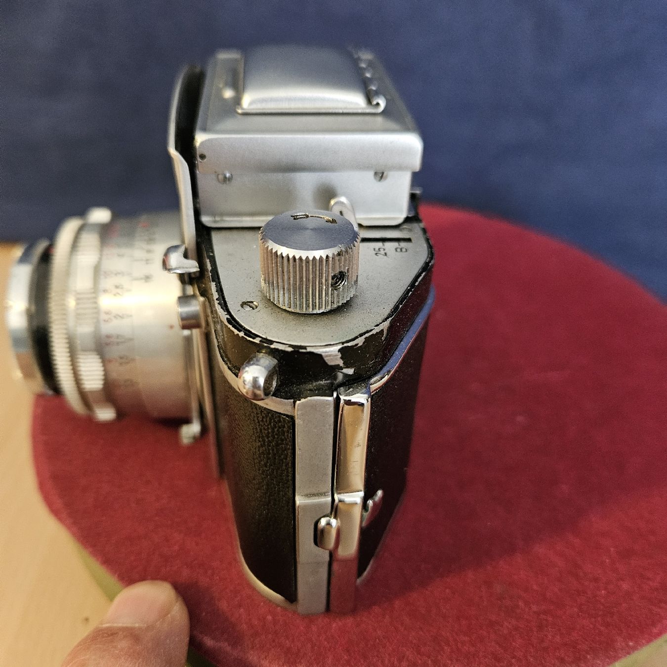 Exakta Fotocamera: Exa Kamera mit Tasche und Objektiv – Usato da Kriens venduto da gra_fhn7 5