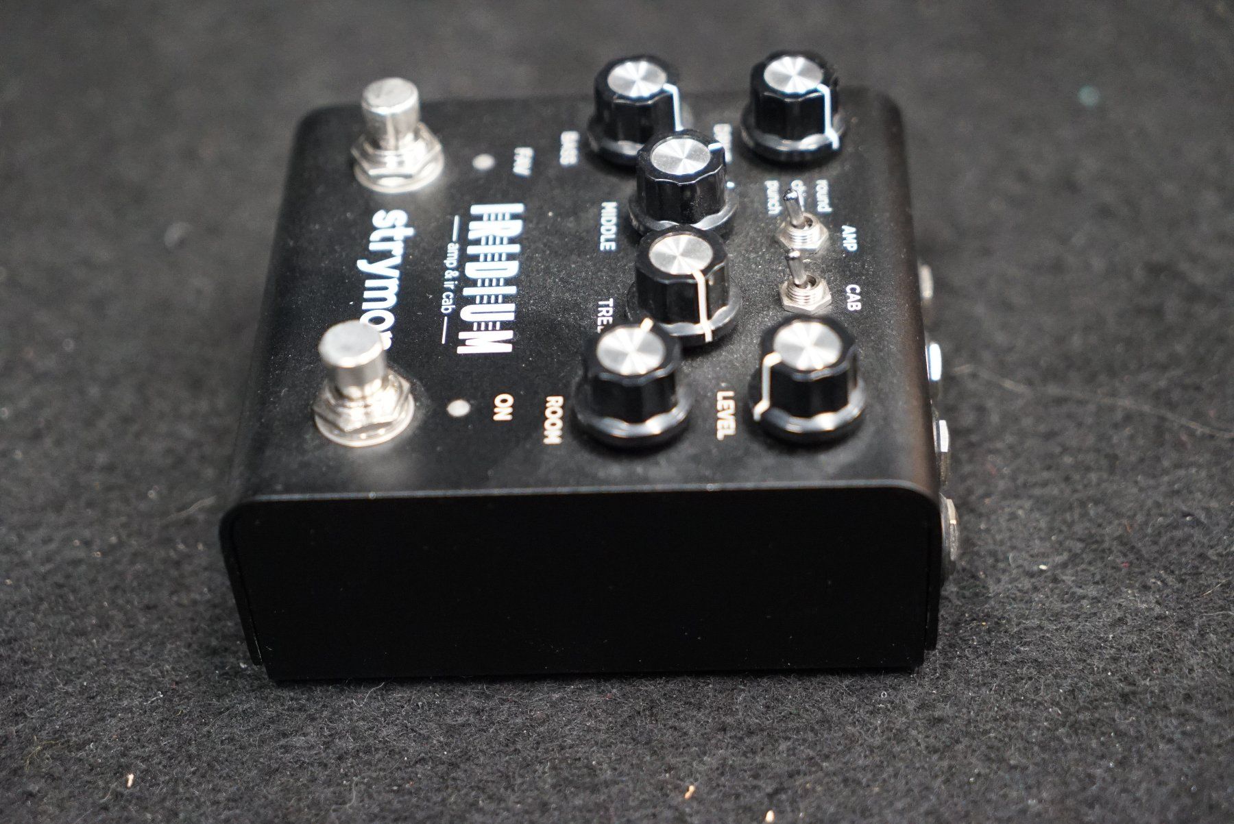 Strymon Strumenti musicali: Strymon Iridium Category: Amp Simulator Pedal – Usato da Ortschwaben venduto da Musictrade 3