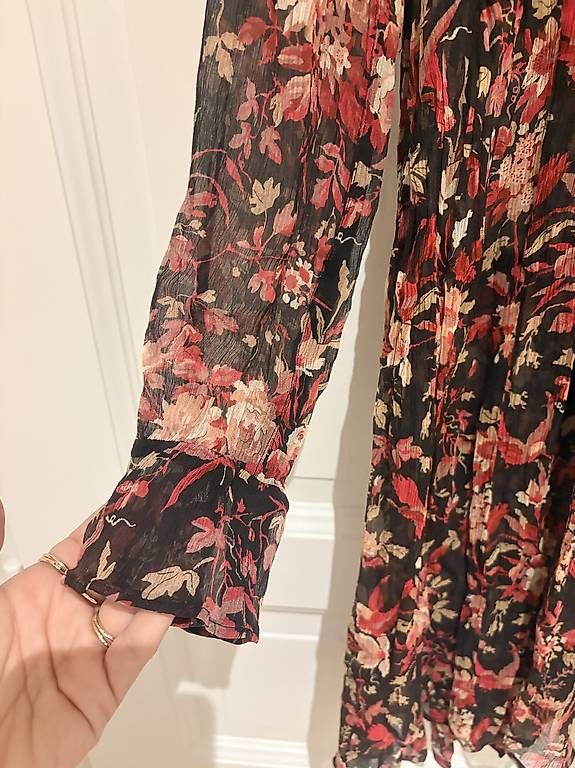 Vestiti: Robe fleurie Kooples – Usato da Chardonne venduto da any_yq5q 1