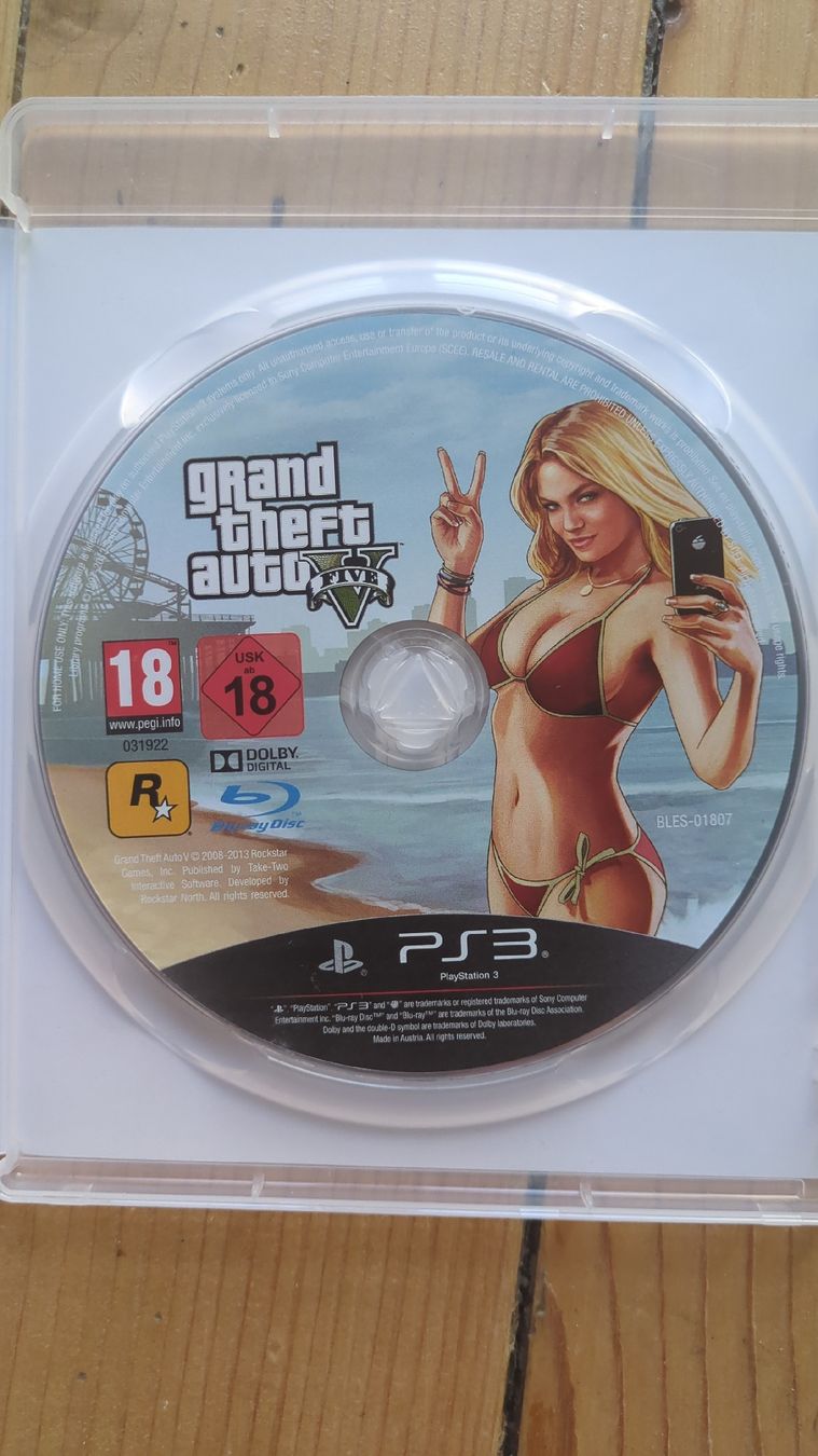 Sony Jeux: Grand Theft Auto V PS3  – D'occasion à Genève par ims1 2
