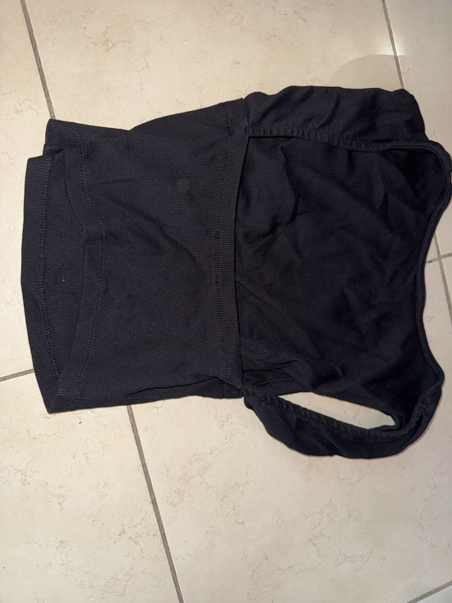 Top: Pull&Bear Basic Top schwarz Gr. S – Nuovo (secondo la descrizione) da Kreuzlingen venduto da sop_kxw5 1
