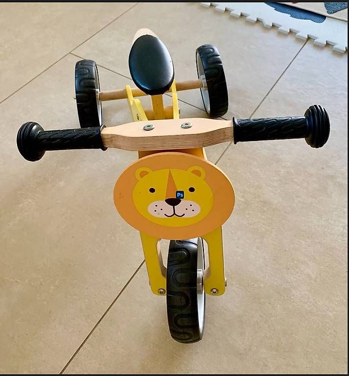 Veicoli per bambini: Laufrad Löwe aus Holz, 3 Räder – Usato da Zürich venduto da ER- 1